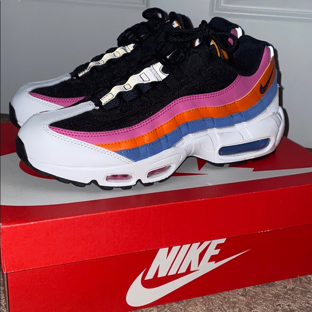 Nike Air Max 95 Essential